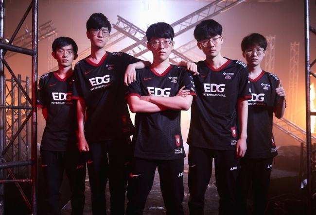 引入像拉姆 引入像拉姆