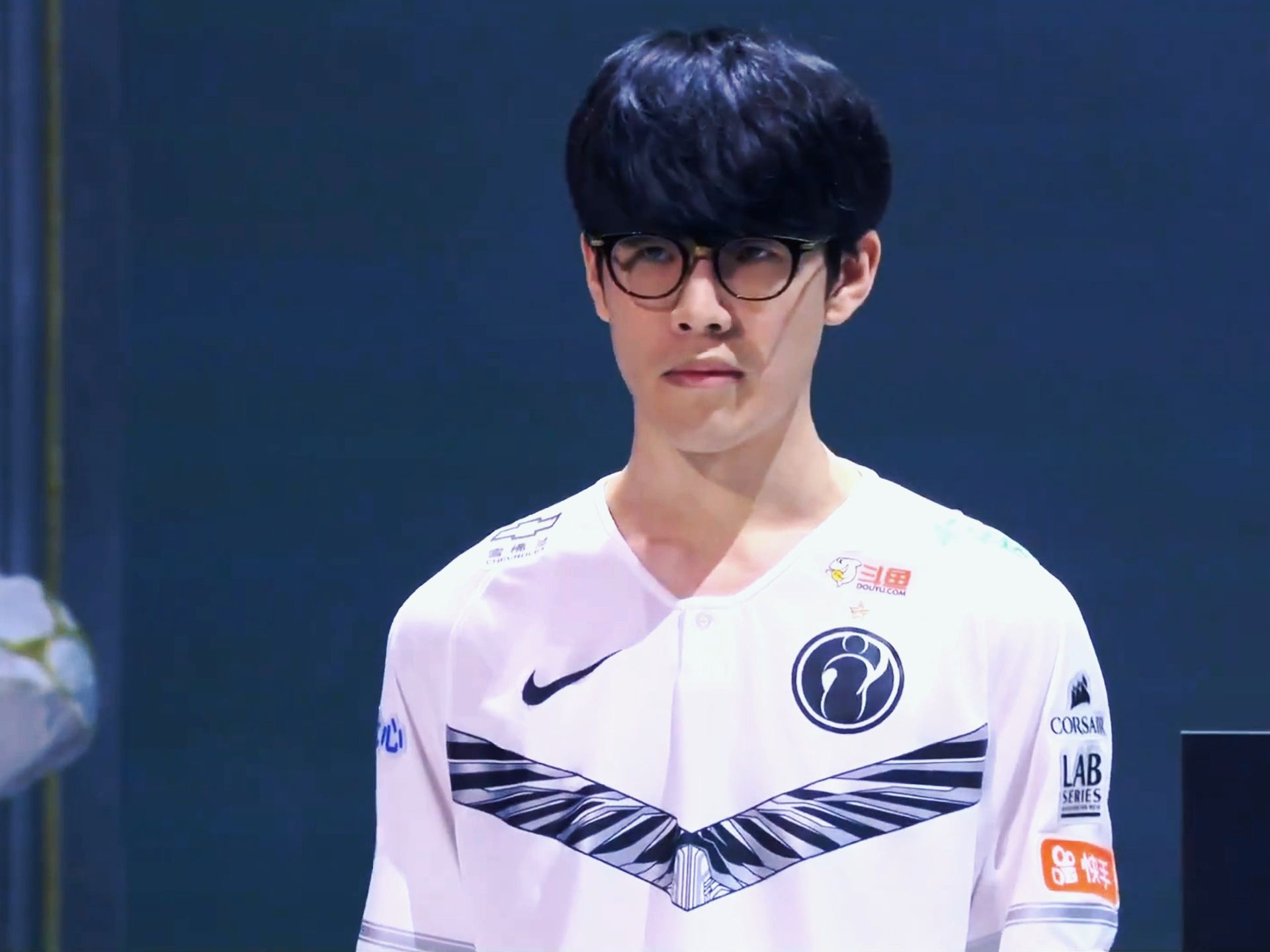 现出百米内 现出百米内